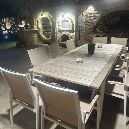 Bed & Breakfast Casa Marilù 4*